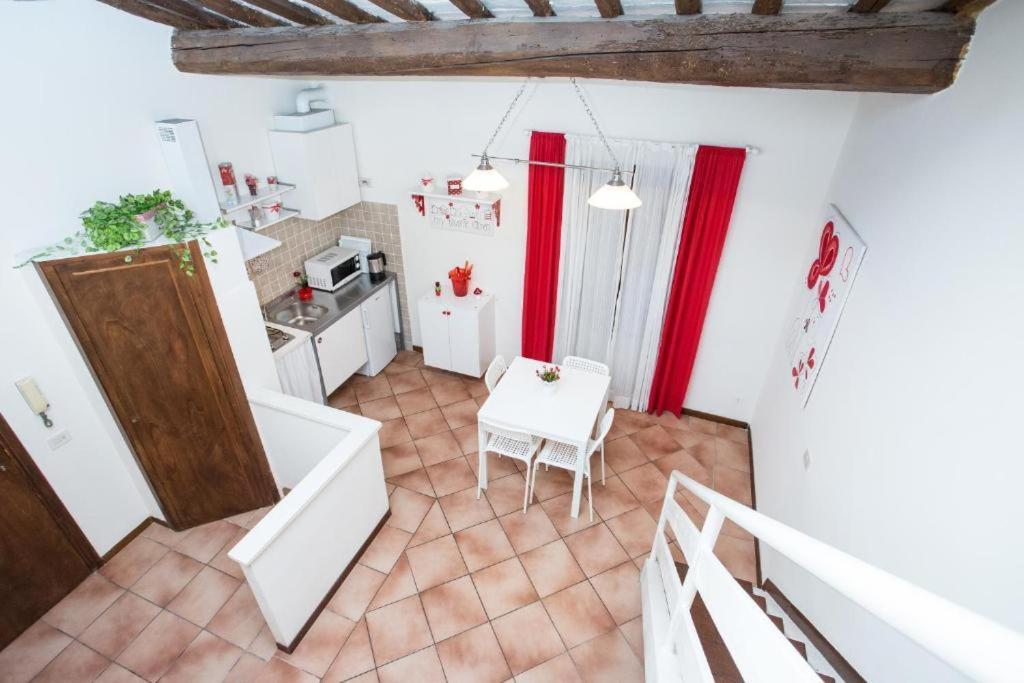 Moro Magenta 5 Casa E Appartamento Per Vacanze Róma Kültér fotó